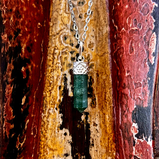 Emerald Natural Gemstone Point Alpaca Silver Pendant Necklace GN-024-E