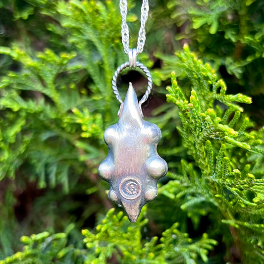 The Divine Feminine Vulva Labradorite Pendant Necklace CG-2023-B-2