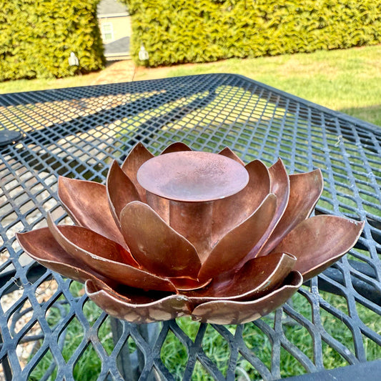 Lotus Flower Sphere Holder