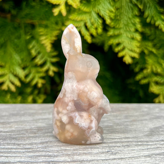 Flower Agate Bunny Totem Figurine CC-001-D
