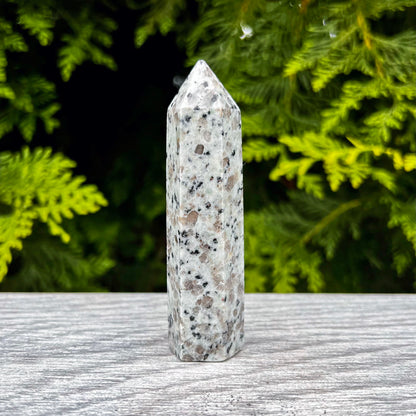 Kiwi Jasper Crystal Tower CC-015-D