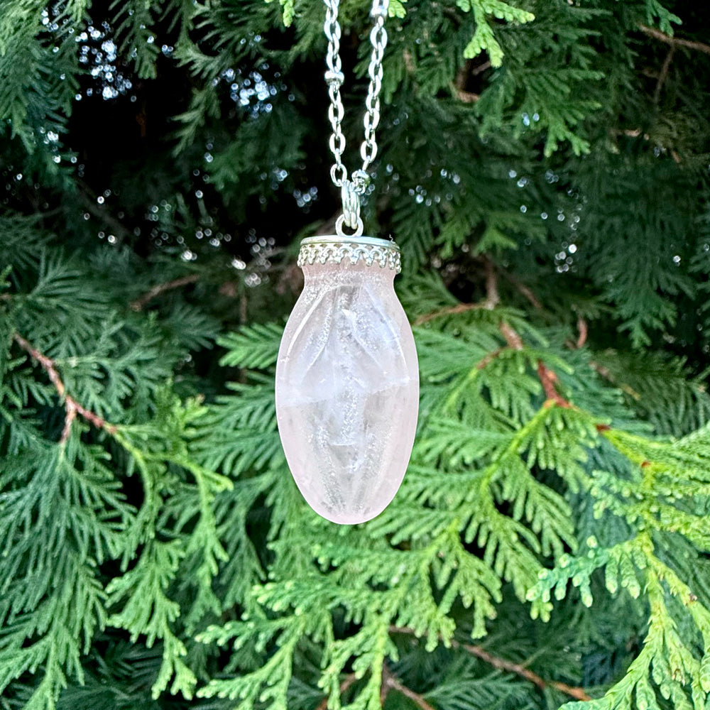 Rose Quartz Mini Viva La Vulva Pendant Necklace