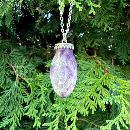 Amethyst Mini Viva La Vulva Pendant Necklace