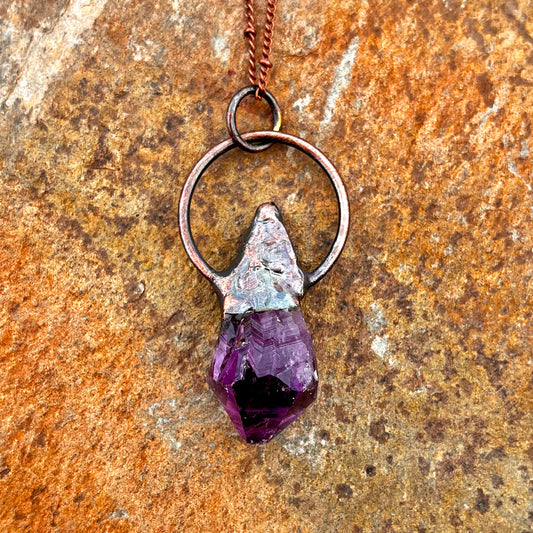 Amethyst Point Antiqued Copper Pendant Necklace EP-039