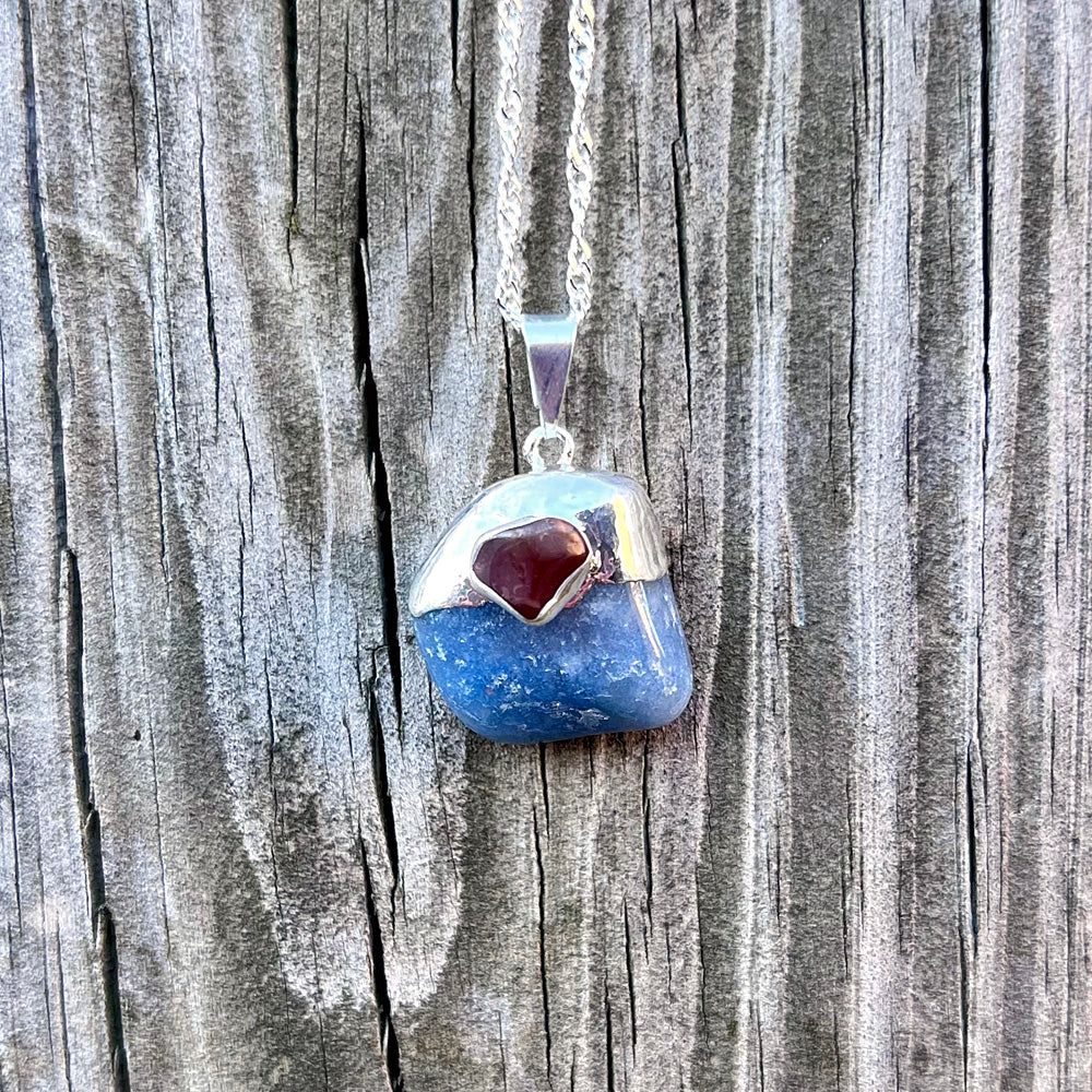 Blue Aventurine Pebble with Carnelian Accent Silver Pendant Necklace GN-021-E