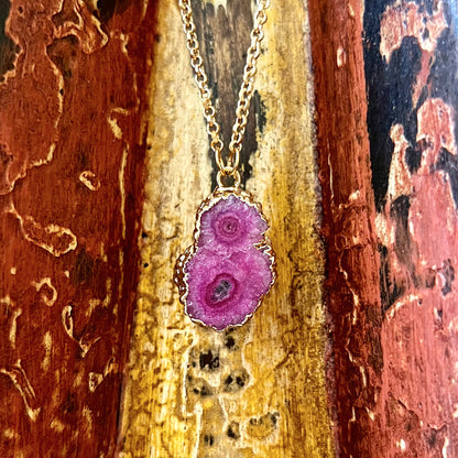 Pink Agate Druzy Slice Gold-Plated Pendant Necklace GN-023-E-2