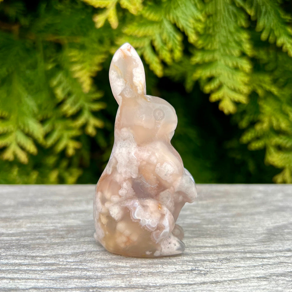Flower Agate Bunny Totem Figurine CC-001-D