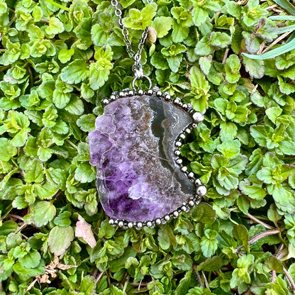 Amethyst Druzy Chunky Crescent Moon Pendant Necklace EP-011-H