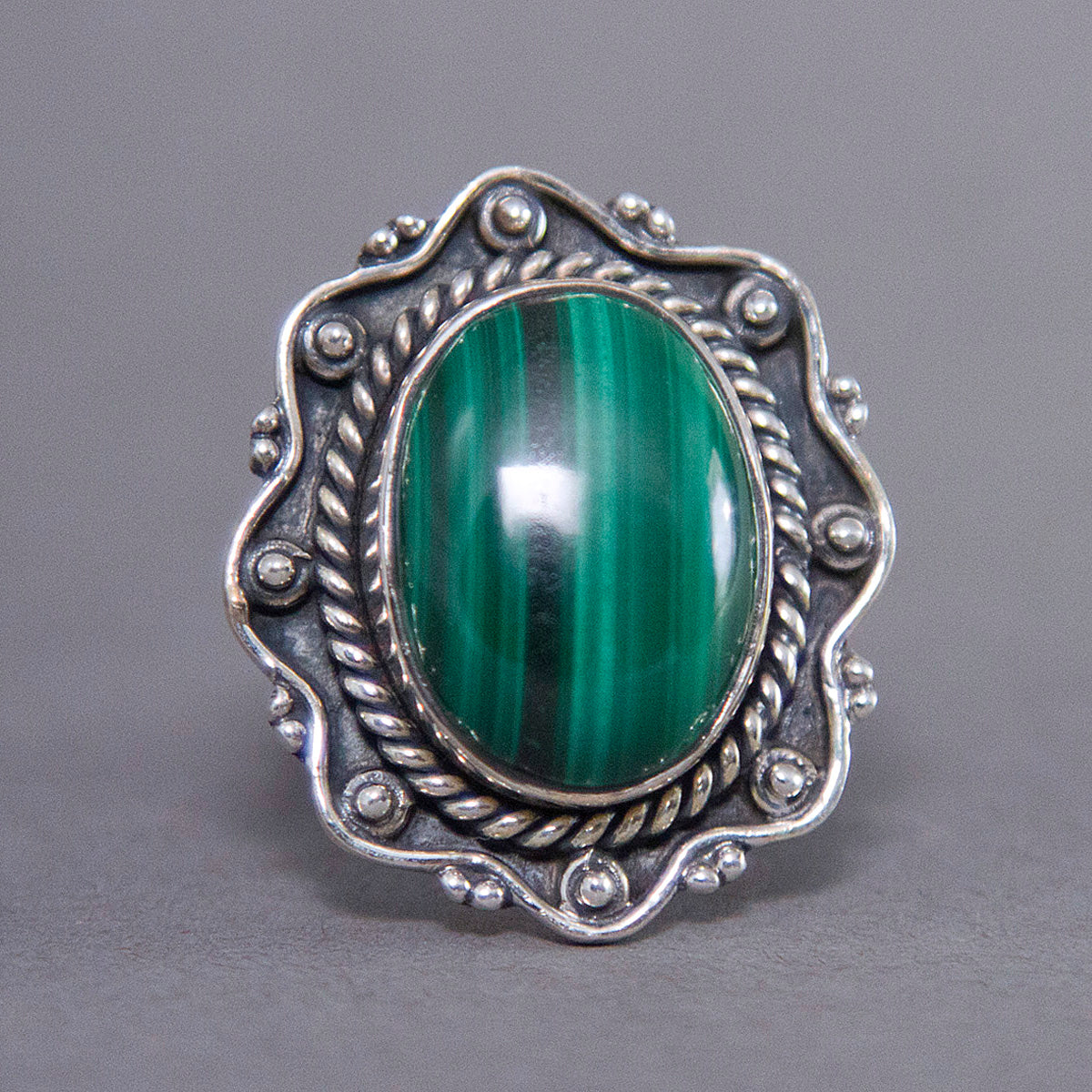 Malachite Oval Vigne Sterling Silver Ring US 7 SS-029