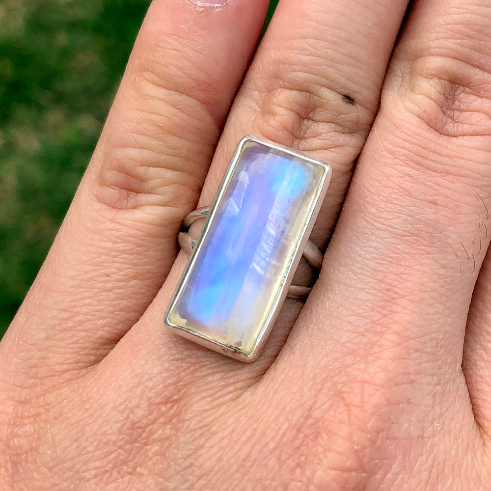 Rainbow Moonstone Rectangular Classic Sterling Silver Ring US 7 SS-076