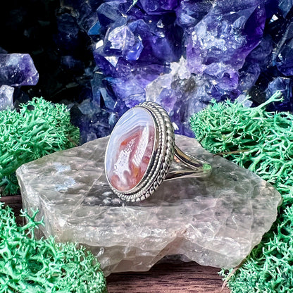 Crazy Lace Agate Oval Entwine Sterling Silver Ring US 7.5 SS-104