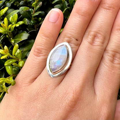 Rainbow Moonstone Marquise Edge Sterling Silver Ring US 6 SS-127
