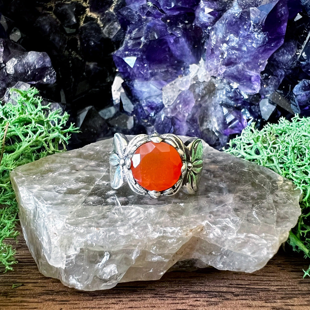 Carnelian Faceted Round Floral Sterling Silver Ring US 6 SS-132