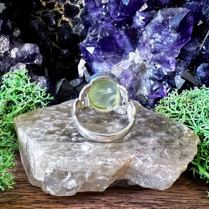 Prehnite Oval Floral Sterling Silver Ring US 7.5 SS-133